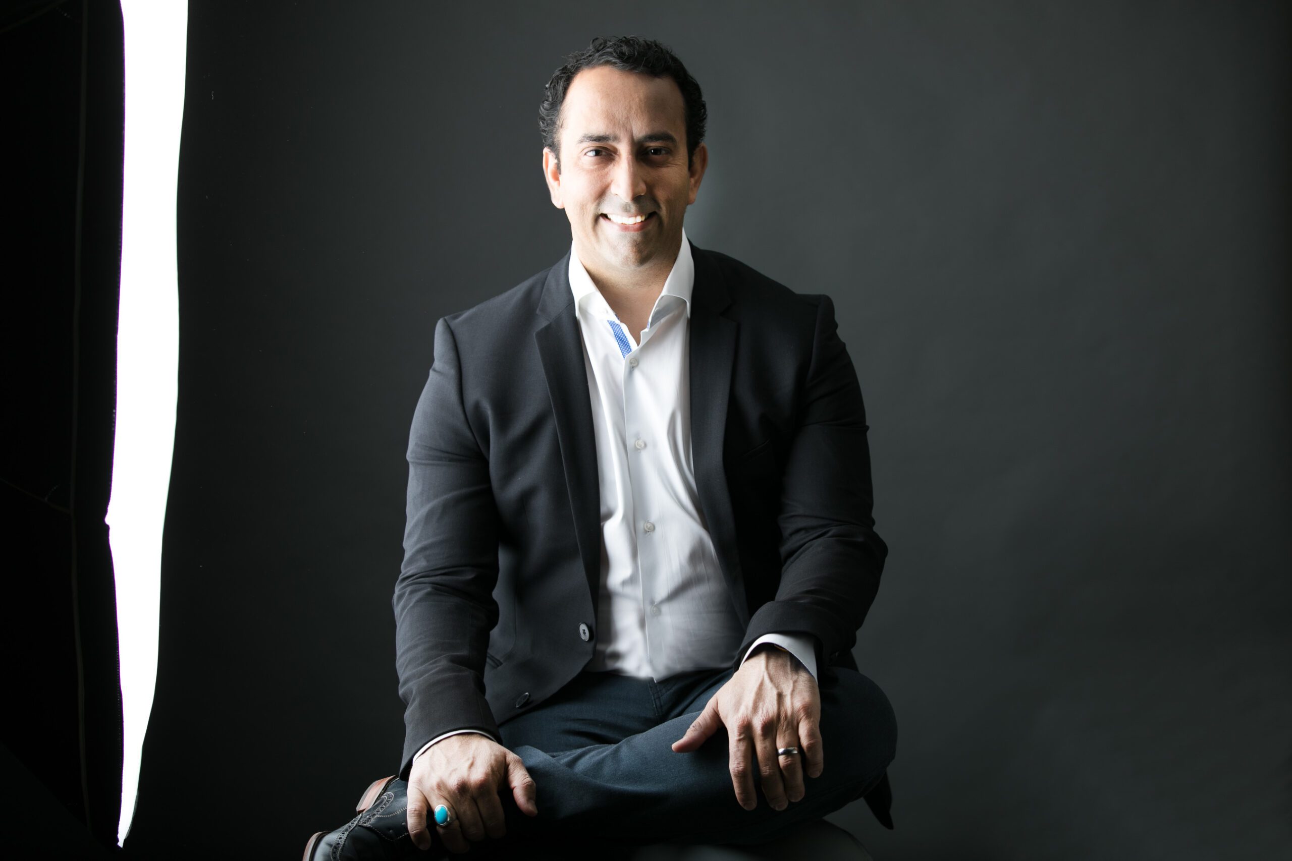 Futurist Ian Khan announces new book “Undisrupted” with Wiley Publishing